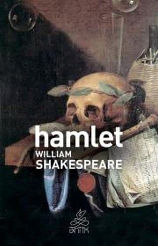 William Shakespeare: Hamlet (Paperback, 2017, Antik Kitap)