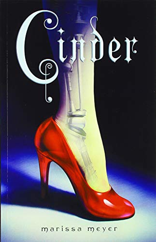 Marissa Meyer: Cinder (Paperback, 2020, Thorndike Striving Reader)